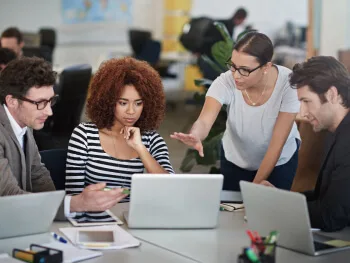 Today’s Blog Industry Finance  Business Consulting. - 雷速fengchengmu